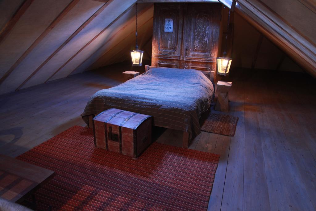 Bed and Breakfast Dwór Dawidy Mlynary Habitación foto